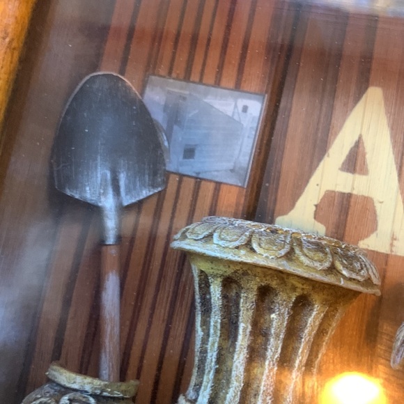 Late 90s Retro Chicken Farmhouse Theme Wooden Shadow Box With 3 Hooks Wall Art - Picture 13 of 17